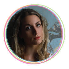 Amber Junius's Instagram, Twitter & Facebook