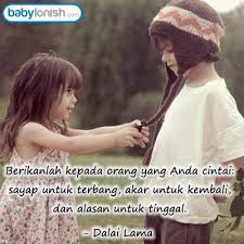 Keluarga adalah tempat pulang, harta yang paling berharga, support system, dan lain sebagainya. Keluarga Adalah Harta Terbesar Yang Dapat Anda Miliki Www Babylonish Com See Translation Dalai Lama Orang Translation