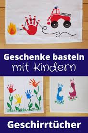 Cool Tea Towels Or Kitchen Towels Easy To Tinker With Children A Christmas Deco Geschenke Basteln Mit Kindern Geschenke Basteln Geburtstag Basteln Mit Kindern