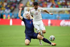 Ron vlaar, 35, aus niederlande az alkmaar, seit 2015 innenverteidiger marktwert: Vpc3yalaeibwom