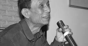 NSƯT Văn Hiệp đầu xuân kể chuyện “bắn” thuốc lào