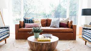 Get cozy and warm, all while styling your couch! 16 Ways To Decorate With Leather Furniture