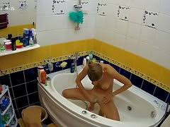 Peraltro, anche ieri pomeriggio il soggetto in questione era in quel bar. Ragazza Calda Spiata In Bagno Video N20026963