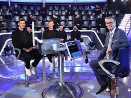 Es gibt doch immer so fußballlisten, überlegte sie laut. Wer Wird Millionar Auf Rtl Bei Ahornsirup Machen Gortezka Und Kimmich Schlapp Tv Kino