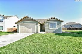 5902 Mandra Ln, Pasco, WA 99301