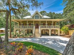 House Vacation Rental In South Forest Beach Hilton Head Island South Carolina With Images Beach Cottage Exterior Hilton Head Island Rentals South Carolina Vacation Beach