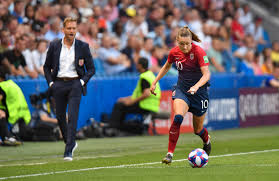 Gjeldende em mester er portugal. Sveriges Fotballpresident Fotball Em For Kvinner Flyttes Til 2022 Vg