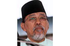 Hamidin abd hamid, khairil annas jusoh, mazri muhammad, zinitulniza abdul kadir, najib razak. Pkr Senator Draws Flak For Proposing Protection For Men From Being Seduced Into Committing Sex Crimes The Star