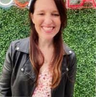 Tamara Bledsoe's Instagram, Twitter & Facebook