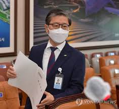 변창흠 '국민분노 3종세트'…집값 입도 못 뗄 판. ë³ì°½í  ê³ ë ¹ì ë³´ìì ë¹ ì§ì§ ì£¼í ê°ì¹ ìì¹ ê¸°ë ëë¬¸ ì´í¬ë°ì´