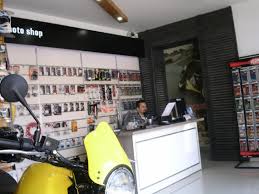 Magazin online faruri, frână, elemente caroserie, sisteme răcire, direcție, suspensie, bară, capotă, aripă, telescop, turbo, supapă. Magazin De Piese Moto Moto Shop Baia Mare