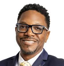 Patrick Brillantes's Instagram, Twitter & Facebook