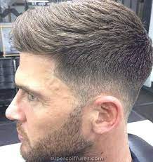 Un salon de coiffure exclusivement destiné aux hommes. 18 Coiffures A La Mode Pour Hommes Un Look Magnifique Et Soigne Supercoiffures Com Coiffure Homme Mode Coiffure Homme Cheveux Court Coiffure Homme Court