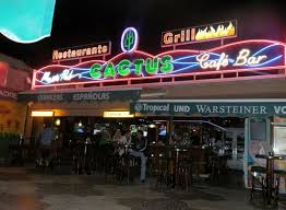 Como hispanohablante, nopal se refiere a cactus, el tipo comestible, y la fruta que crece en él se llama tuna (o tuna en inglés). Restaurant Cactus Fotografia De Restaurante El Cactus Gran Canaria Tripadvisor