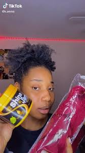 Elisabeth Kim (ElisabethKim__)