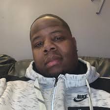 LeBron James wife Savannah James reacts to Kevin Gates saying he doesn't  like the way she looks at her husband.🔽CC🔽