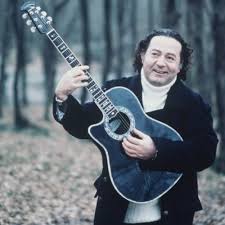 Kayahan 1990 yılında yakalandığı kanserle olan mücadalesini kaybetti ve bu sabah hayata veda etti. Stream Kayahan By Ntvradyo Listen Online For Free On Soundcloud