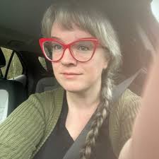 Emma Sword (@emma_sword)