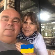 Amanda Morcom's Instagram, Twitter & Facebook