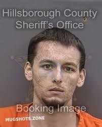 Sandra Landolfi's Instagram, Twitter & Facebook