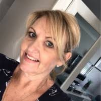 500+ "Debra" profiles