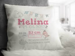 Ein sehr schönes geschenk zur geburt oder taufe mit einem bleibenden wert ist ein apfelbaum. Ideen Zur Taufe Individuelle Inspirationen Zur Taufe