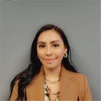 Kristin Ochoa's Instagram, Twitter & Facebook