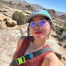 Review and comparison of fountain pens, including Opus 88 and TWSBI 580AL