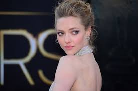 Résultat de recherche d'images pour "naked fotos hacked  amanda seyfried"