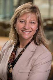 Elissa Brooks's Instagram, Twitter & Facebook