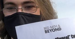 Activists protested a bed bath & beyond store after the chain dropped mypillow over founder mike lindell's views on the election. Conservative Activists Protest Bed Bath Beyond For Canceling Mypillow