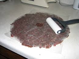 It's packed with flavor and protein, and has the perfect chewable jerky texture! Homemade Ground Venison Jerky Recipe Tenderherb S Blog
