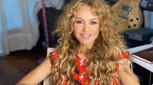 A partir de los nueve años debutó como una estrella gracias a la agrupación infantil timbiriche. Paulina Rubio No Iba A Ser La Chica Dorada Conoce Quien Era La Cantante Elegida Video El Heraldo De Mexico