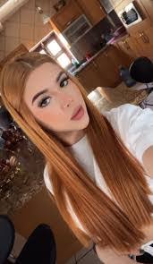 Anna Cedillo's Instagram, Twitter & Facebook