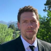 40+ perfiles de «Schloss»