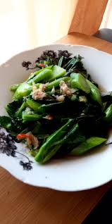 Manakala batang kailan dihiris nipis. Resepi Kailan Ikan Masin Macam Digerai Resepi My