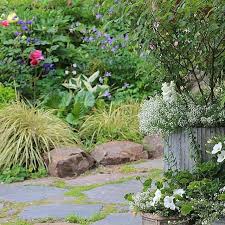 Patio Garden Fishtailcottage Patiogarden Flagstone Cottagegarden Cottagestyle Cottageflowers Flowers Pati Perennial Garden Cottage Garden Garden Design