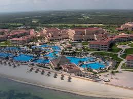 Inside all three hotels including the grand, sunrise and nizuc. Moon Palace Sunrise Section Picture Of Moon Palace Cancun Tripadvisor