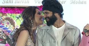 New Movies Vijay Seems To Be The Only Hope For Raashi Khanna All Movie Fans The Answer To Everything Movie News Vijay devarakonda is an indian film actor.