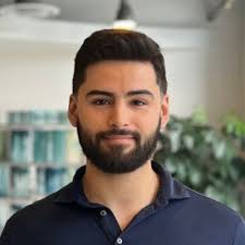 Daniel Olivares (@d_e_olivares)