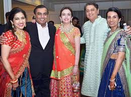 His height is 1.67 m and his weight is 80 kg. Personalized Wedding Ideas We Love Gautam Adani Son Wedding Pictures