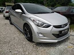 Hyundai elantra 2021 facelift khoác lên lớp áo hoàn toàn mới được ứng dụng ngôn ngữ thiết kế sensual sportiness cho vẻ ngoài thể thao hơn. Hyundai Elantra 2012 Premium 1 8 In Perak Automatic Sedan Silver For Rm 59 900 3870798 Carlist My