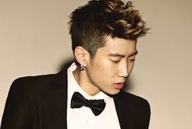 Mens Highlighted Faux Hawk Boys Hair Highlights Mens Hairstyles Men Hair Highlights