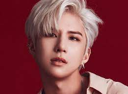 Wow / wizard of the world (와우) is a 7 member boy group under a.conic. A C E S Wow To Enlist For Military Service As Social Service Worker Allkpop