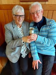 Honiton golfers battle through the frost