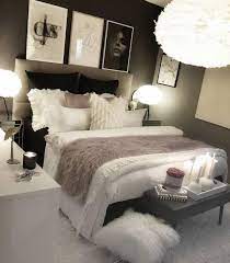 Eclectic decor can often make a room seem cluttered, so we recommend going for cohesive decor and complementary colors to make a small bedroom more inviting. Pin On Bedroom Ideas
