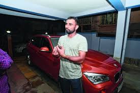 Mohammed shami cricket world cup 2019 profile, team, carrer, stats, runs mohammed shami first burst into prominence when he was india's leading fast bowler in the 2015 world cup in australia. Bike Bully Takes It Out On Shami Home Telegraph India