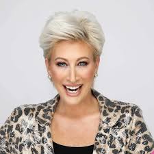 HomeWorx by Slatkin + Co. Christmas Morning 80oz Candle w/Box