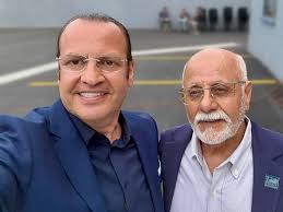 Dr. Kallas with John Sanati, Founder & CEO of Liberty Construction! 🏗️✨  Liberty Construction is a family-operated general contractor that  specializes in designing and building luxury offices for dental, medical,  and veterinary