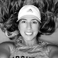 Beckie Moreno's Instagram, Twitter & Facebook